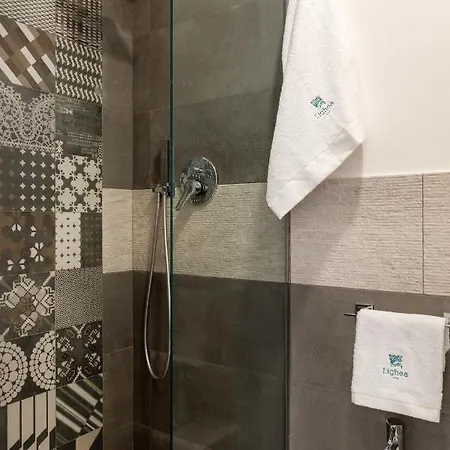 Lighea Aqua And Breakfast