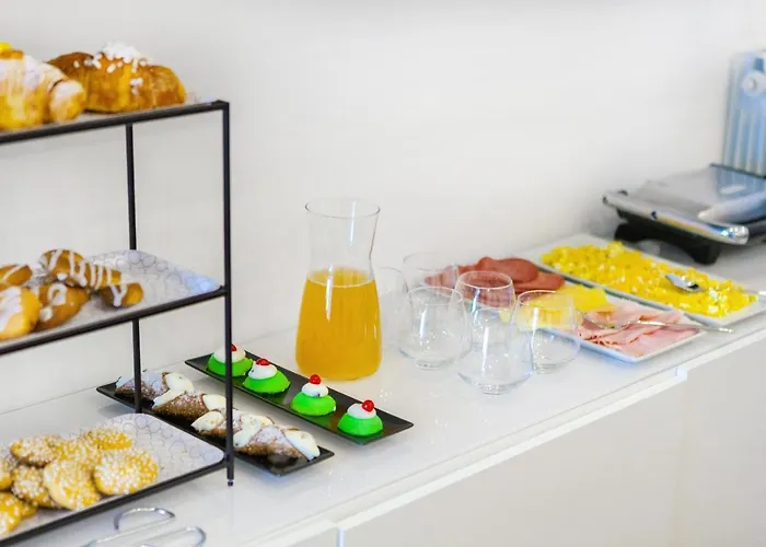 לינה וארוחת בוקר Lighea Aqua And Breakfast פלרמו