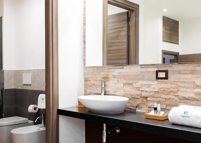 לינה וארוחת בוקר Lighea Aqua And Breakfast 4*